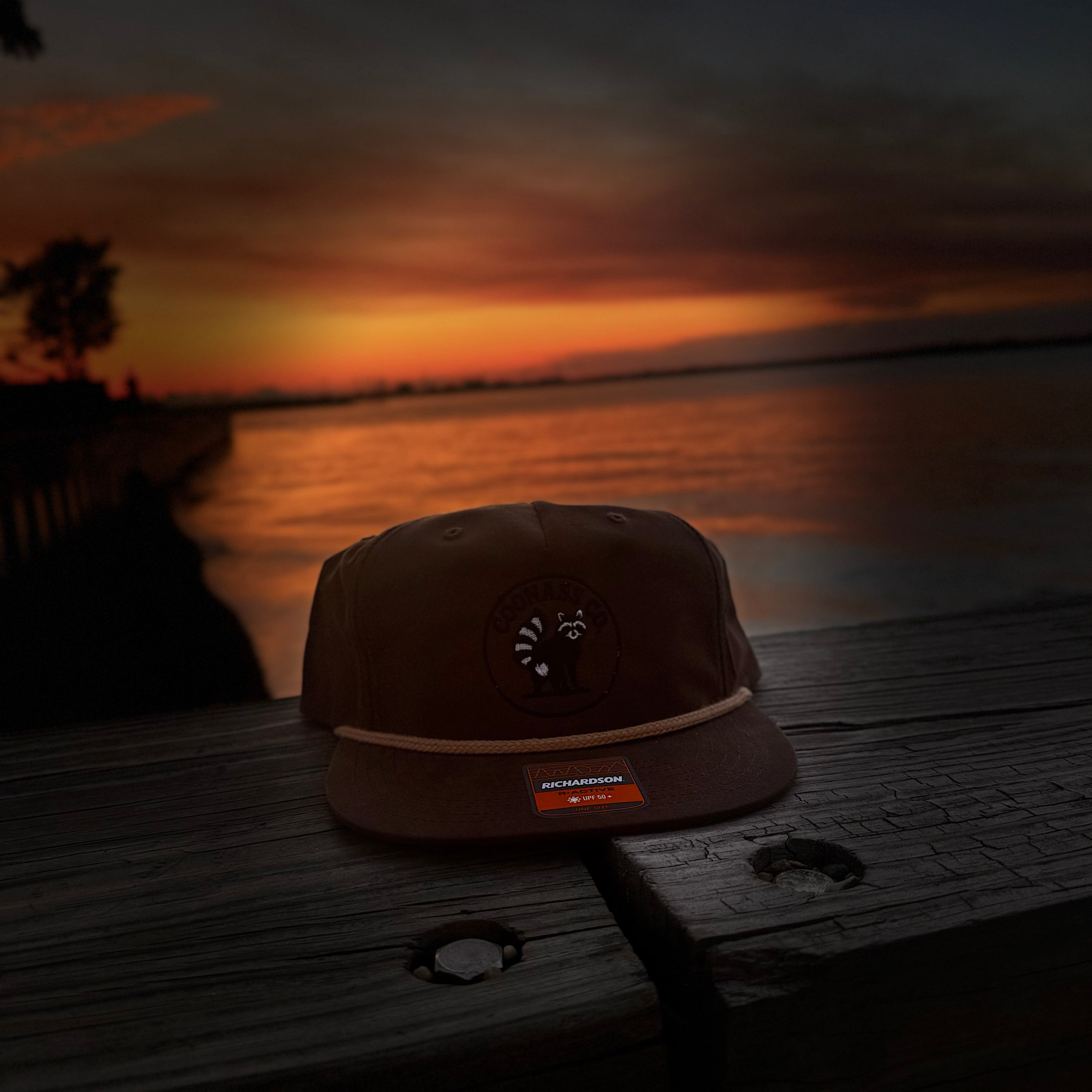 The Mocha/Khaki 256 Richardson